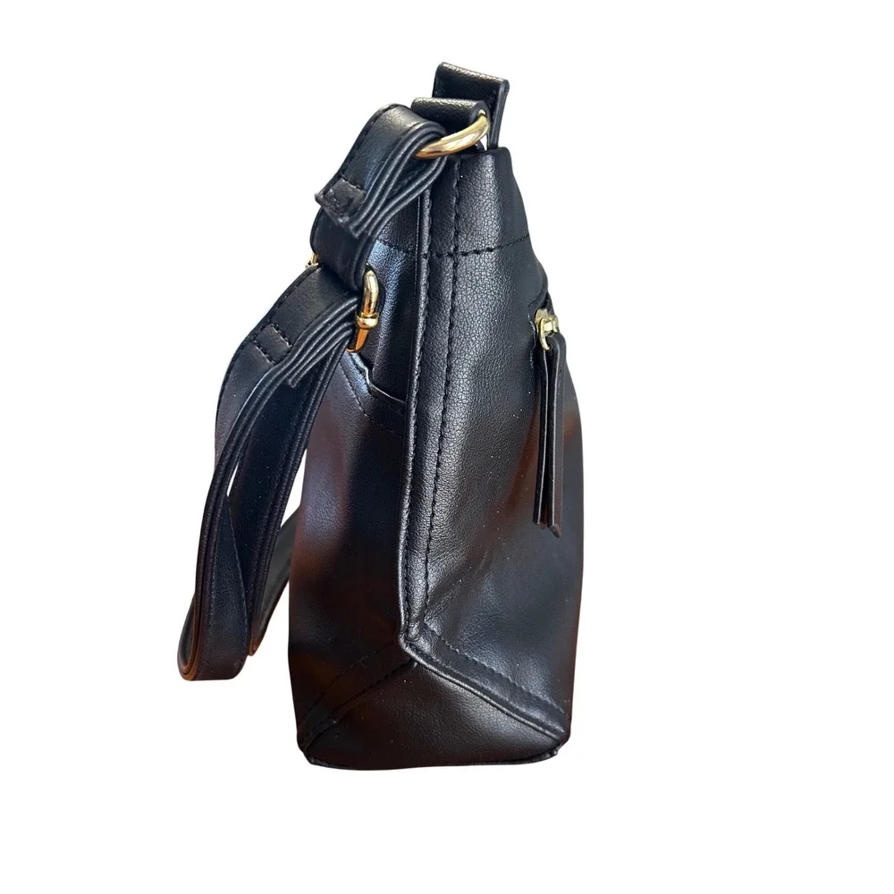 Black Faux Leather Crossbody Bag Gold‎ Hardware TT231135-BLK